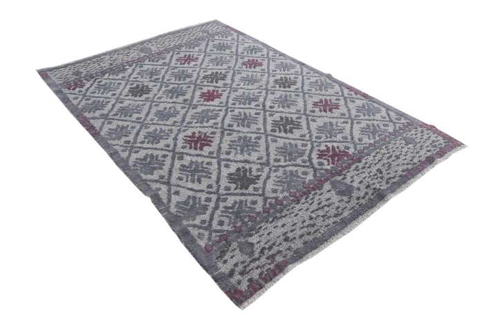 5' 6 x 8' 2 Hand Knotted Darya Wool Rug