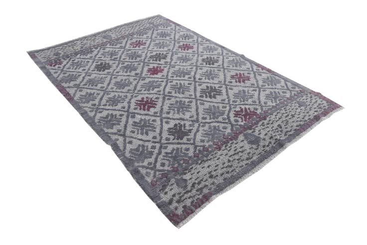 Detail image of 5' 6 x 8' 2 Hand Knotted Darya Wool Rug