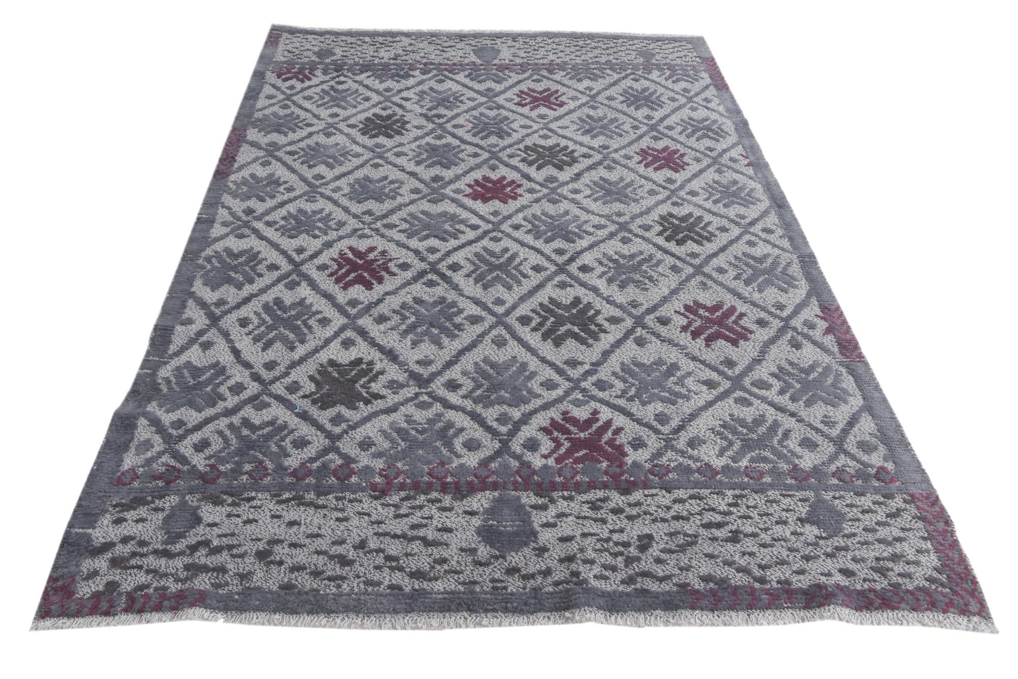 5' 6 x 8' 2 Hand Knotted Darya Wool Rug