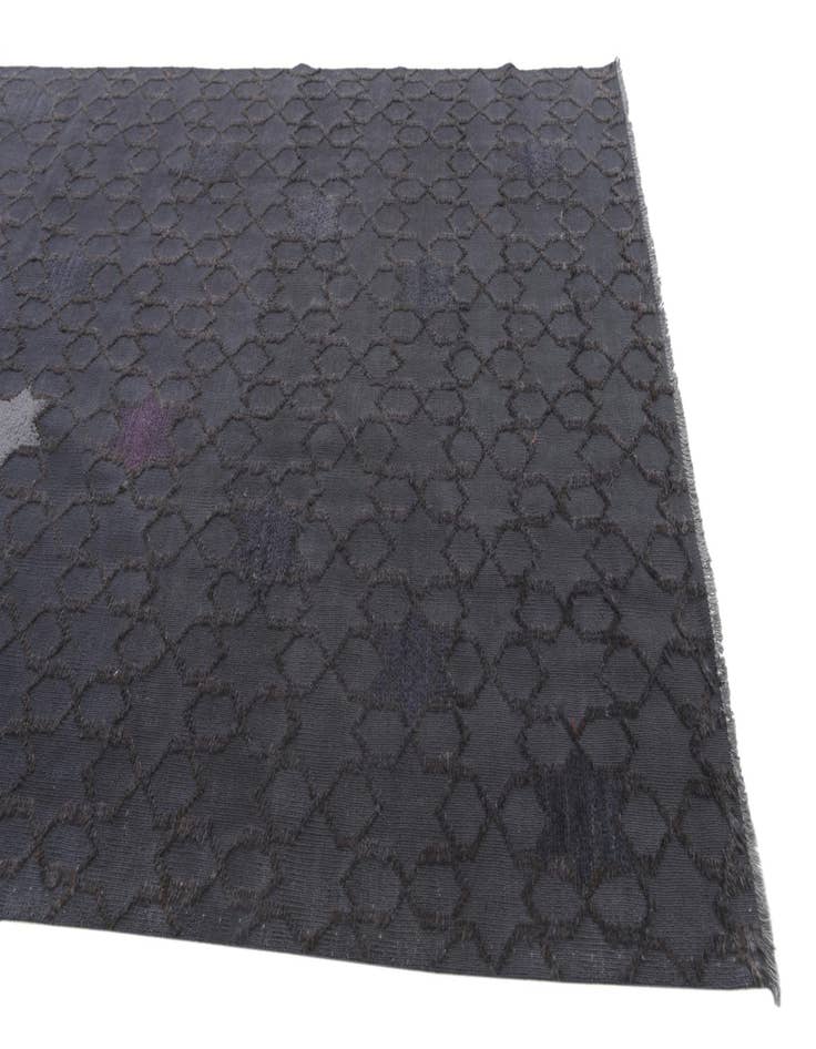 Detail image of 6' 1 x 9' 3  Hand Knotted Darya Wool Rug