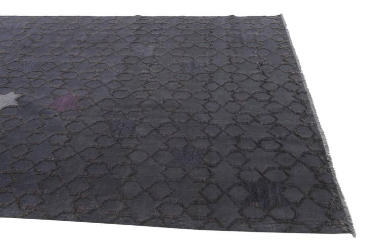 Detail image of 6' 1 x 9' 3 Hand Knotted Darya Wool Rug