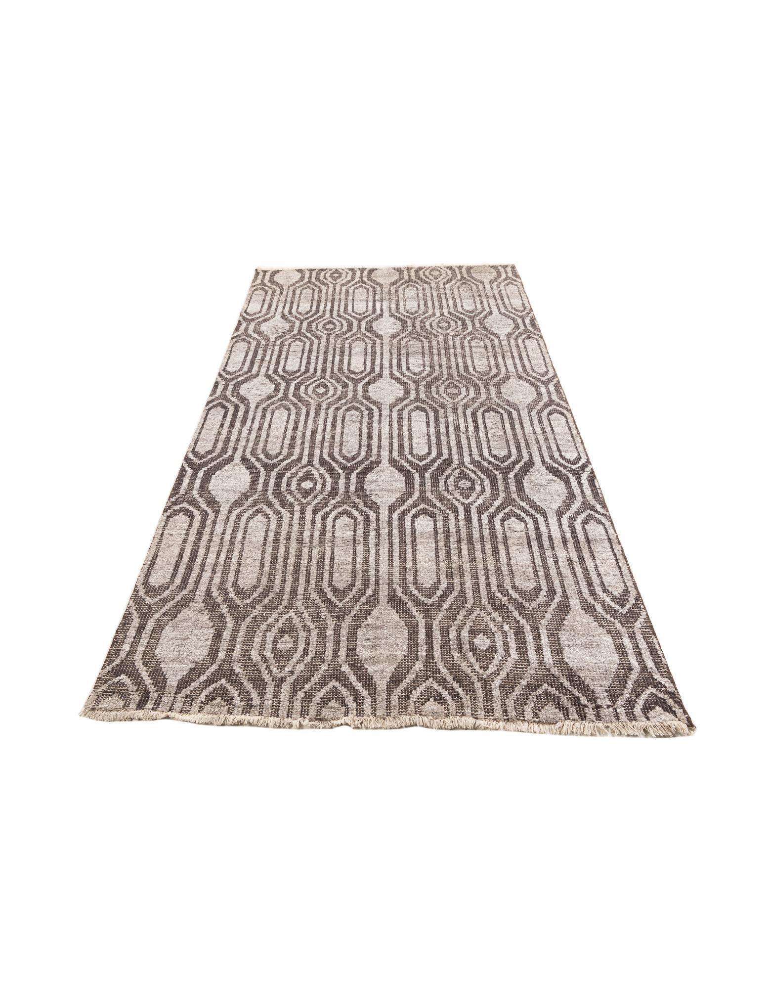 4' 9 x 8' Hand Knotted Darya Rug