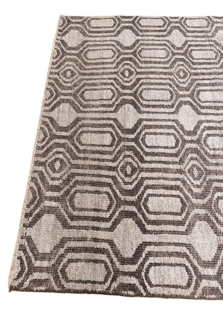 4' 9 x 8' Hand Knotted Darya Rug