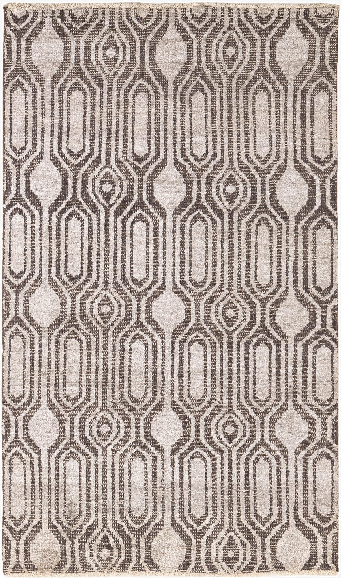 4' 9 x 8'  Hand Knotted Darya Rug