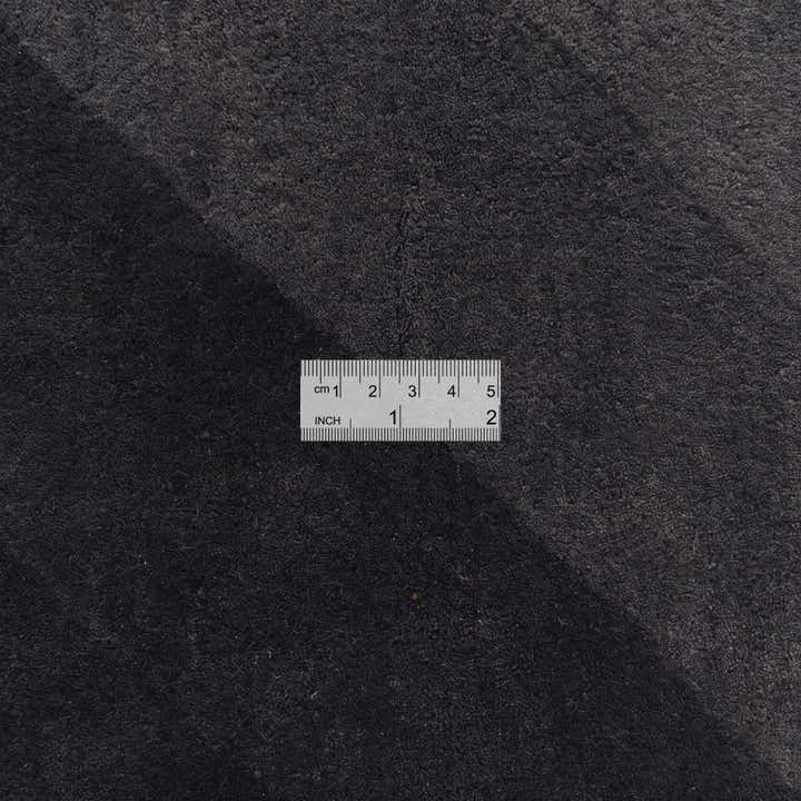 5' x 8' Kashkuli Gabbeh Rug