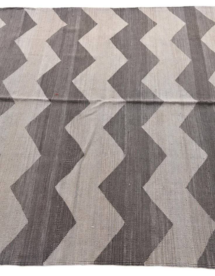 Detail image of 5' x 6' 4 Hand Woven Kilim Modern Wool Rug