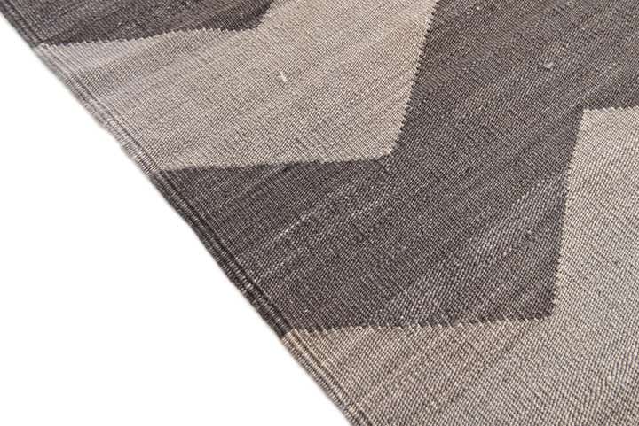5' x 6' 4 Hand Woven Kilim Modern Wool Rug