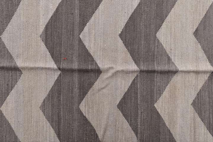 5' x 6' 4 Hand Woven Kilim Modern Wool Rug