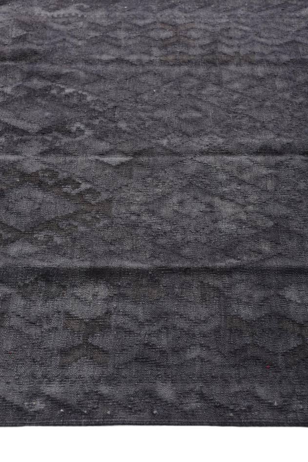 Detail image of 4' 3 x 5' 9 Hand Woven Kilim Modern Wool Rug