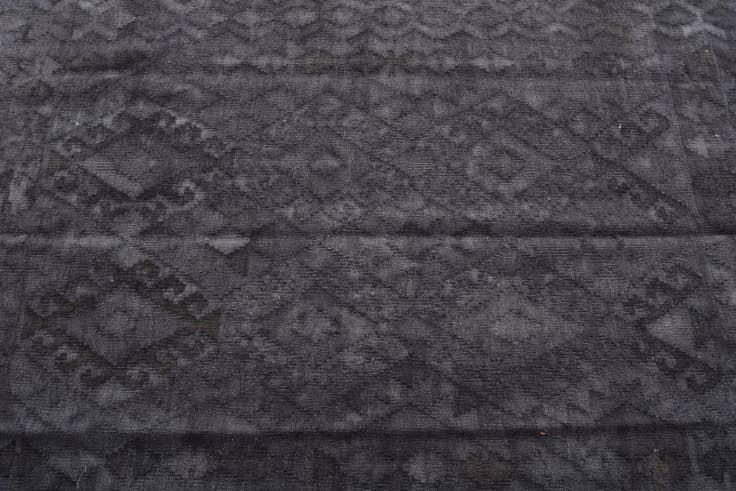 Detail image of 4' 3 x 5' 9 Hand Woven Kilim Modern Wool Rug