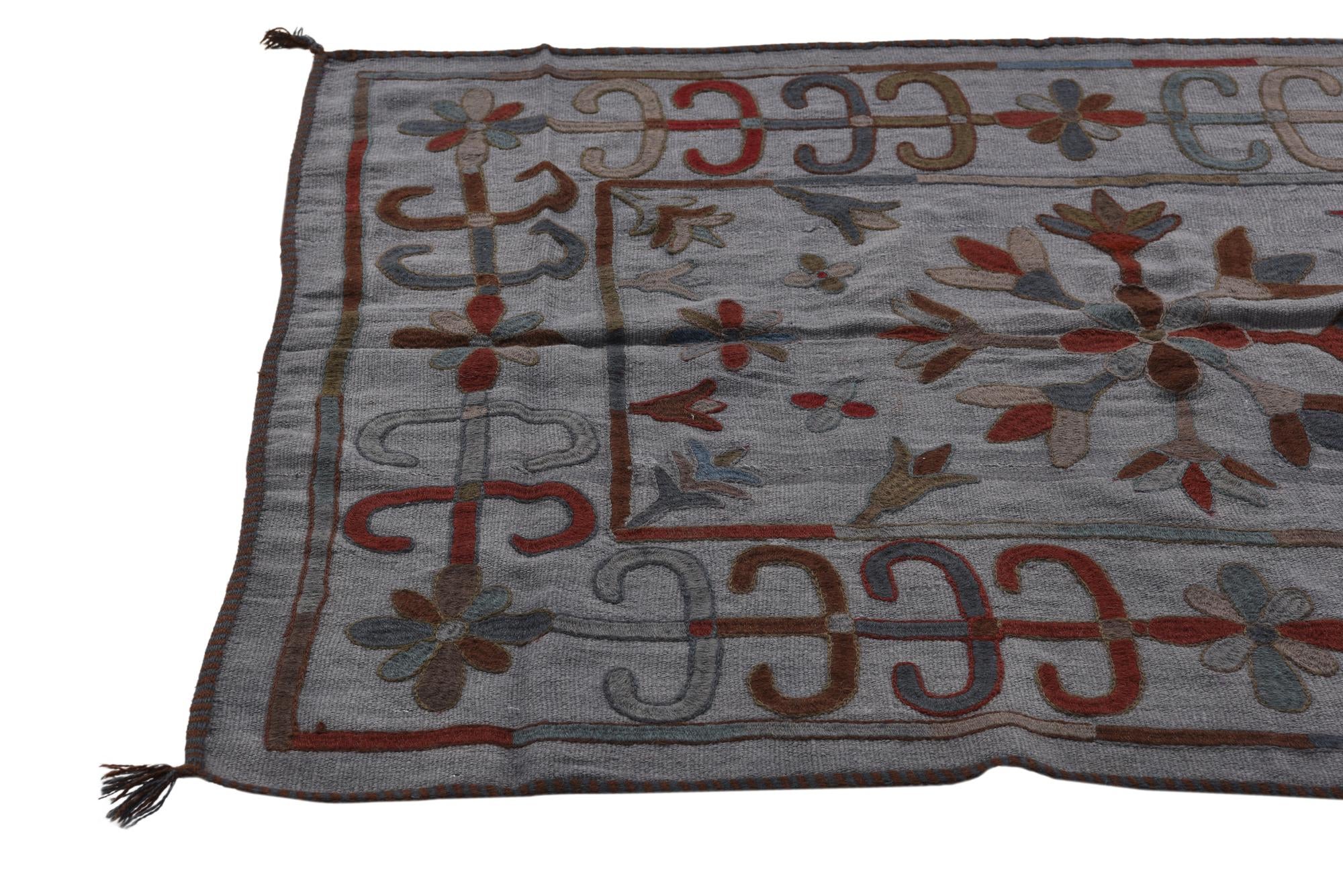 4' x 5' 5 Hand Woven Kilim Modern Wool Rug