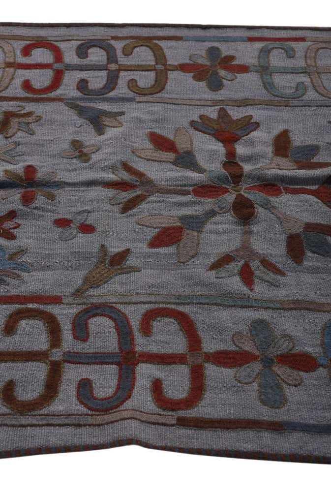 4' x 5' 5 Hand Woven Kilim Modern Wool Rug