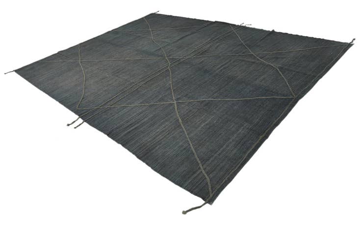 Detail image of 9' 9 x 12' 7 Hand Woven Kilim Modern Wool Rug