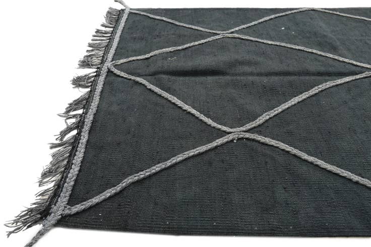 Detail image of 3' 4 x 4' 10 Hand Woven Kilim Modern Wool Rug