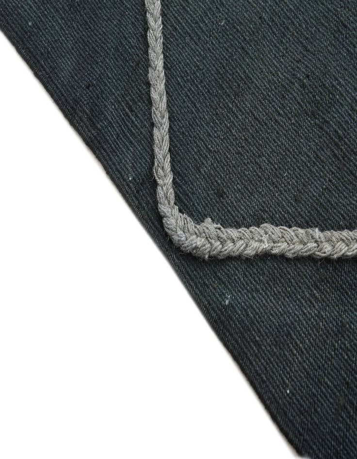 Detail image of 3' 4 x 4' 10  Hand Woven Kilim Modern Wool Rug