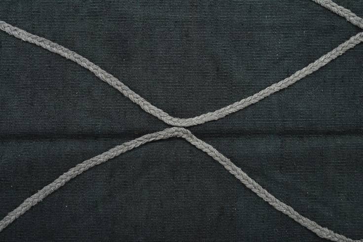 Detail image of 3' 4 x 4' 10 Hand Woven Kilim Modern Wool Rug
