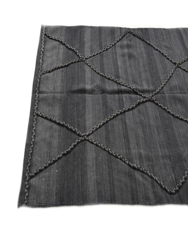 Detail image of 4' 2 x 5' 10  Hand Woven Kilim Modern Wool Rug