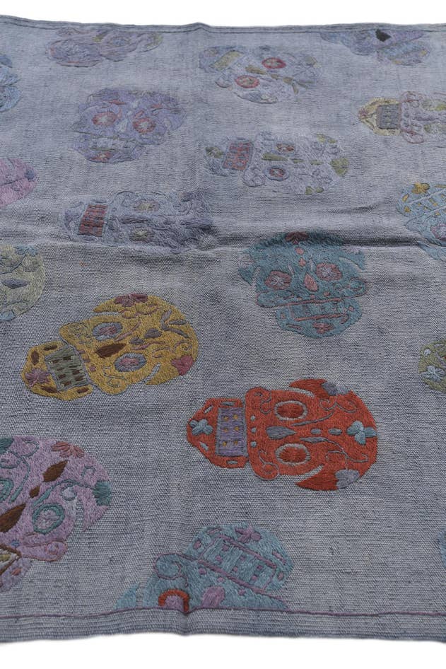 Detail image of 4' 3 x 5' 6 Hand Woven Kilim Suzani Wool Rug