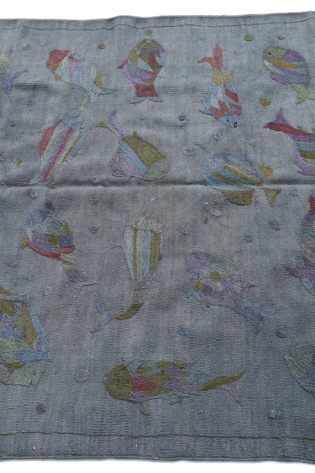 Detail image of 4' 1 x 5' 9 Hand Woven Kilim Suzani Wool Rug