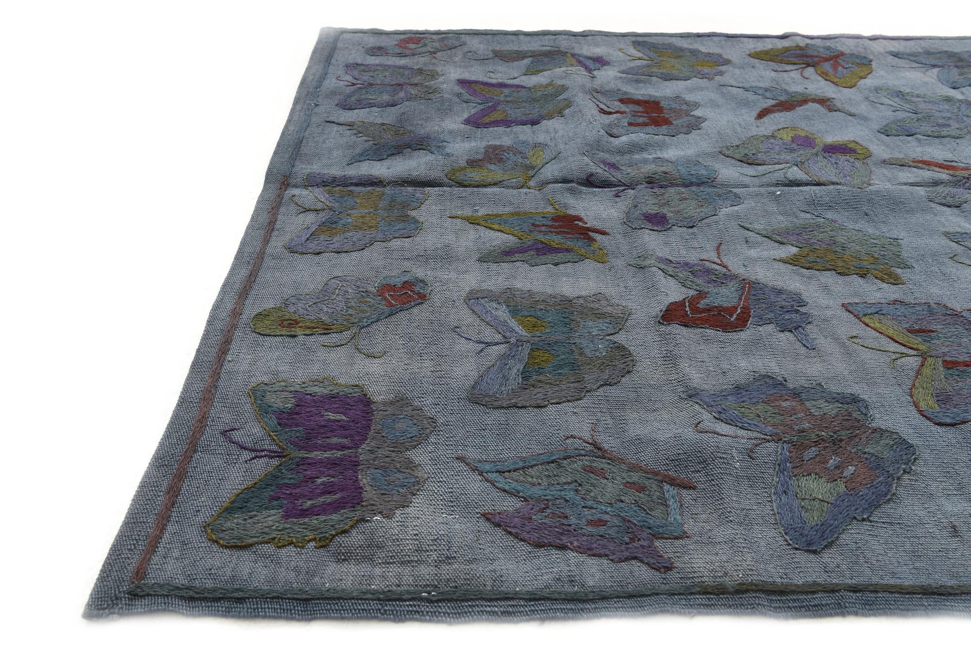 4' 7 x 6' 4 Hand Woven Kilim Suzani Wool Rug