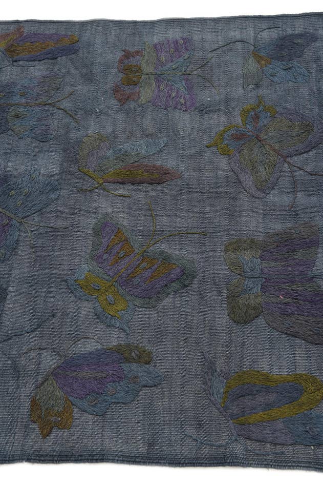 Detail image of 3' 5 x 4' 6 Hand Woven Kilim Suzani Wool Rug