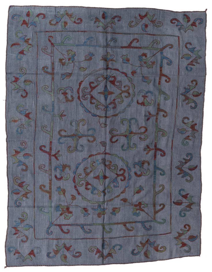 Detail image of 5' 6 x 7' 10 Hand Woven Kilim Suzani Wool Rug