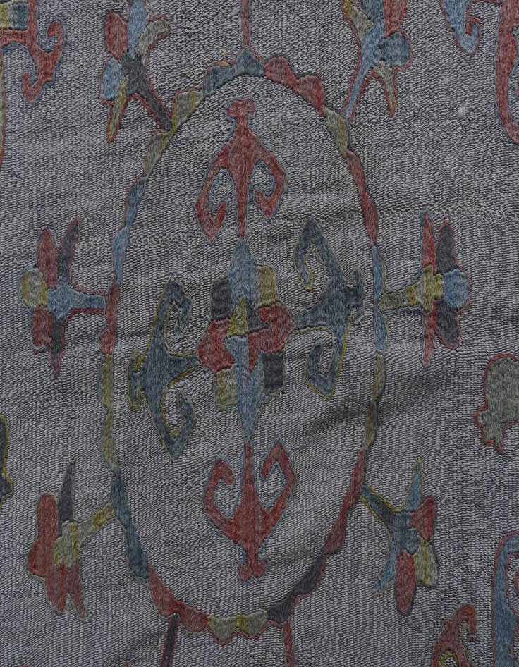 Detail image of 4' 10 x 6' 9  Hand Woven Kilim Suzani Wool Rug