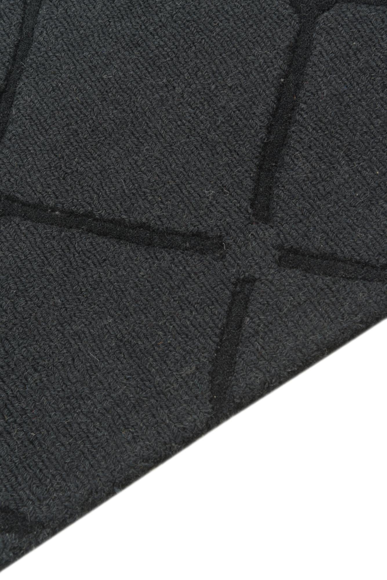 5' 1 x 8' Luna Wool Rug