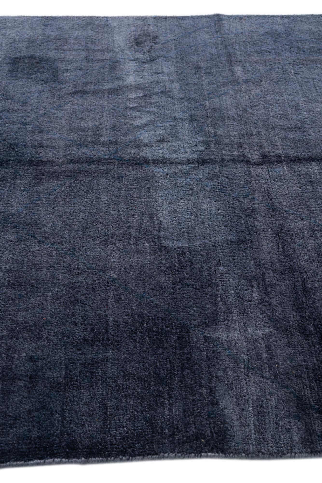 5' 6 x 8' 4 Hand Knotted Moroccan Wool Rug