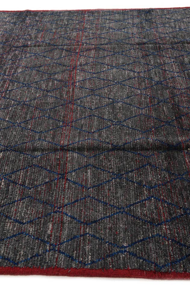 Detail image of 8' 1 x 11' Hand Knotted Moroccan Wool Rug