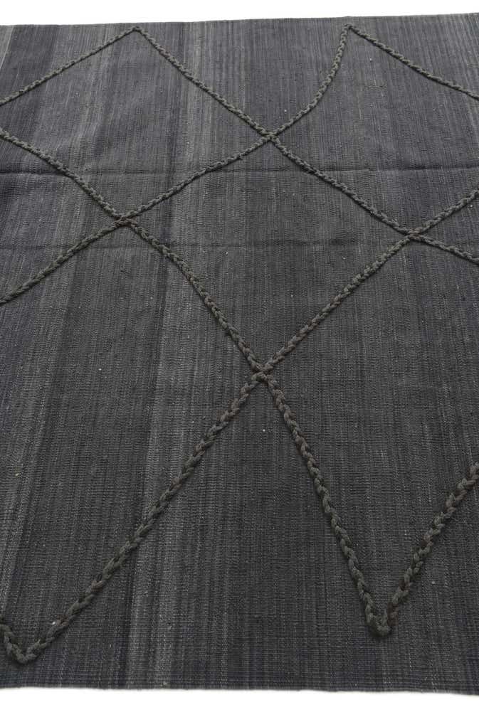 5' x 7' 10 Hand Knotted Moroccan Wool Rug