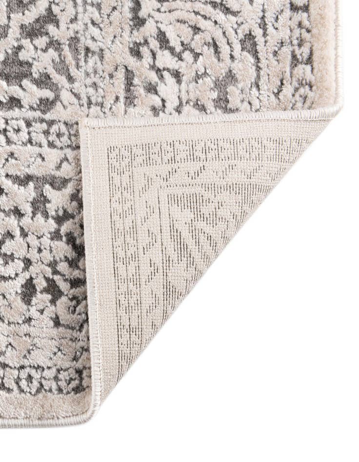 Detail image of 4' x 6' New Vintage Rug