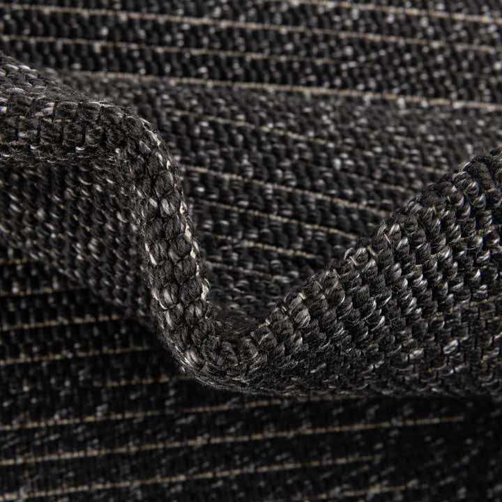 5' x 7' 7 Easy-Clean Indoor / Outdoor Rug
