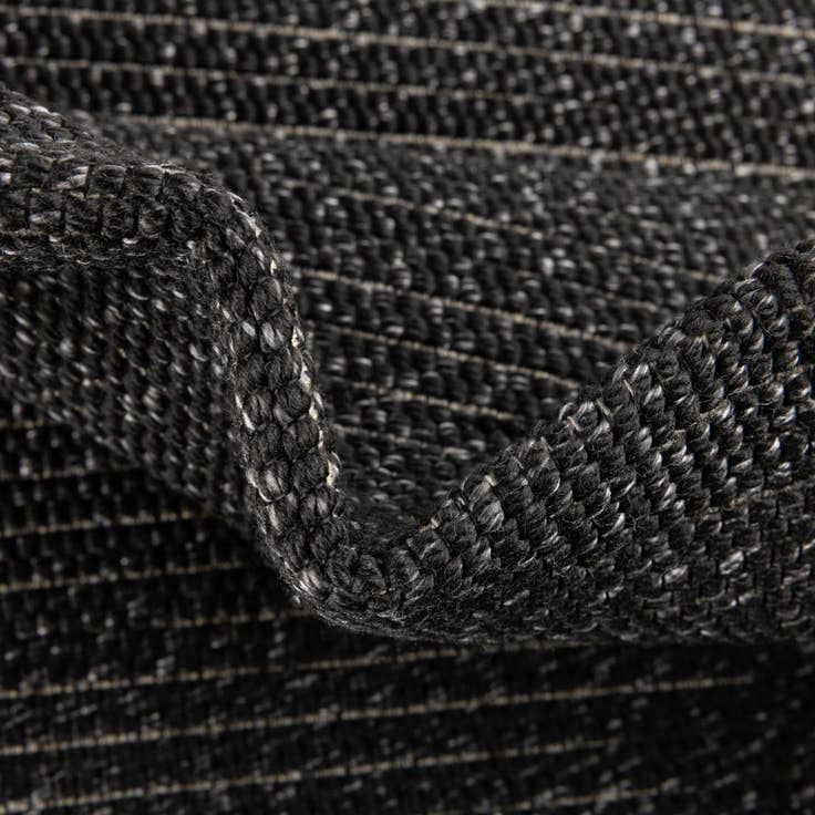 Detail image of 5' x 7' 7 Easy-Clean Indoor / Outdoor Rug