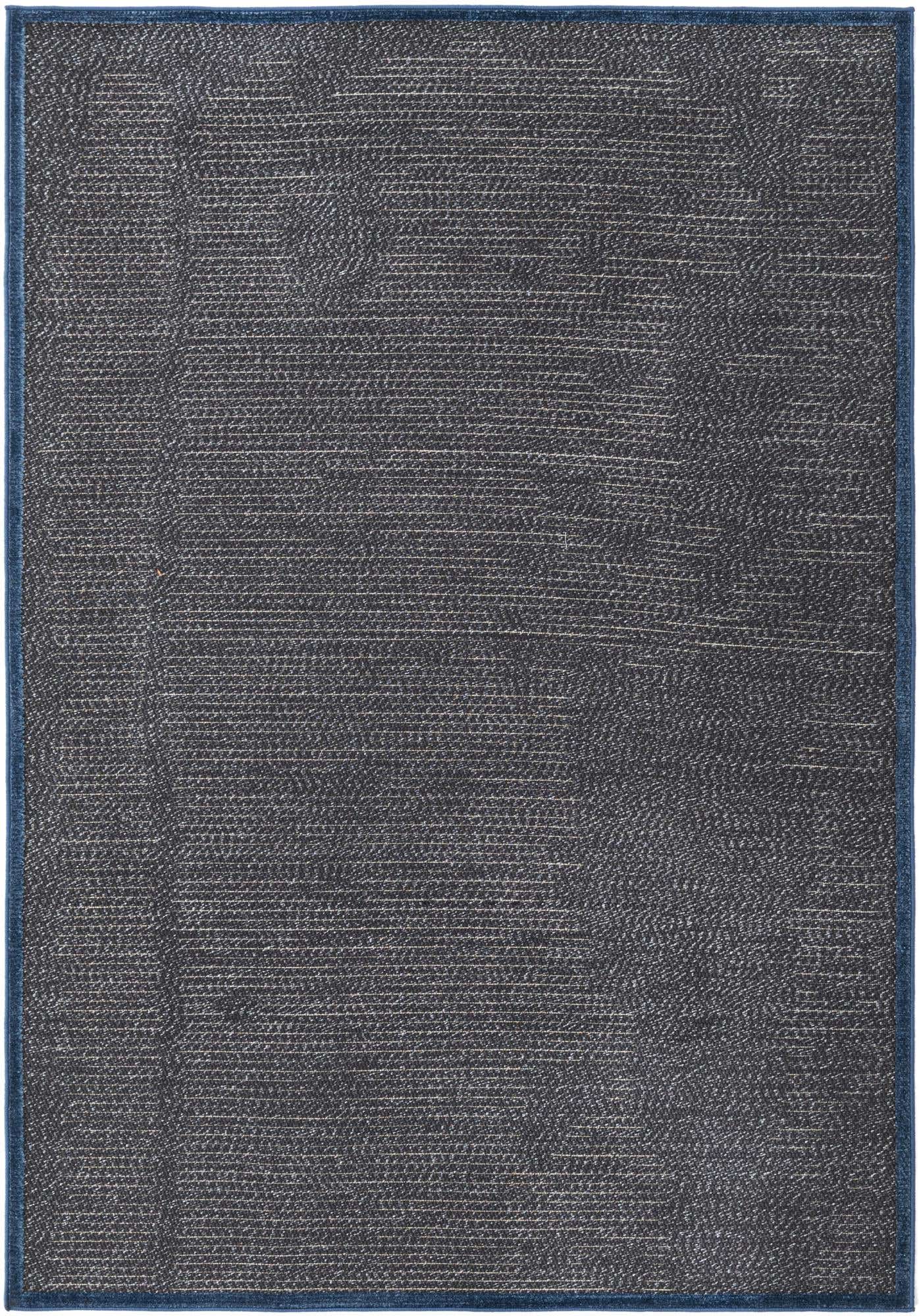 5' x 7' 7 Easy-Clean Indoor / Outdoor Rug
