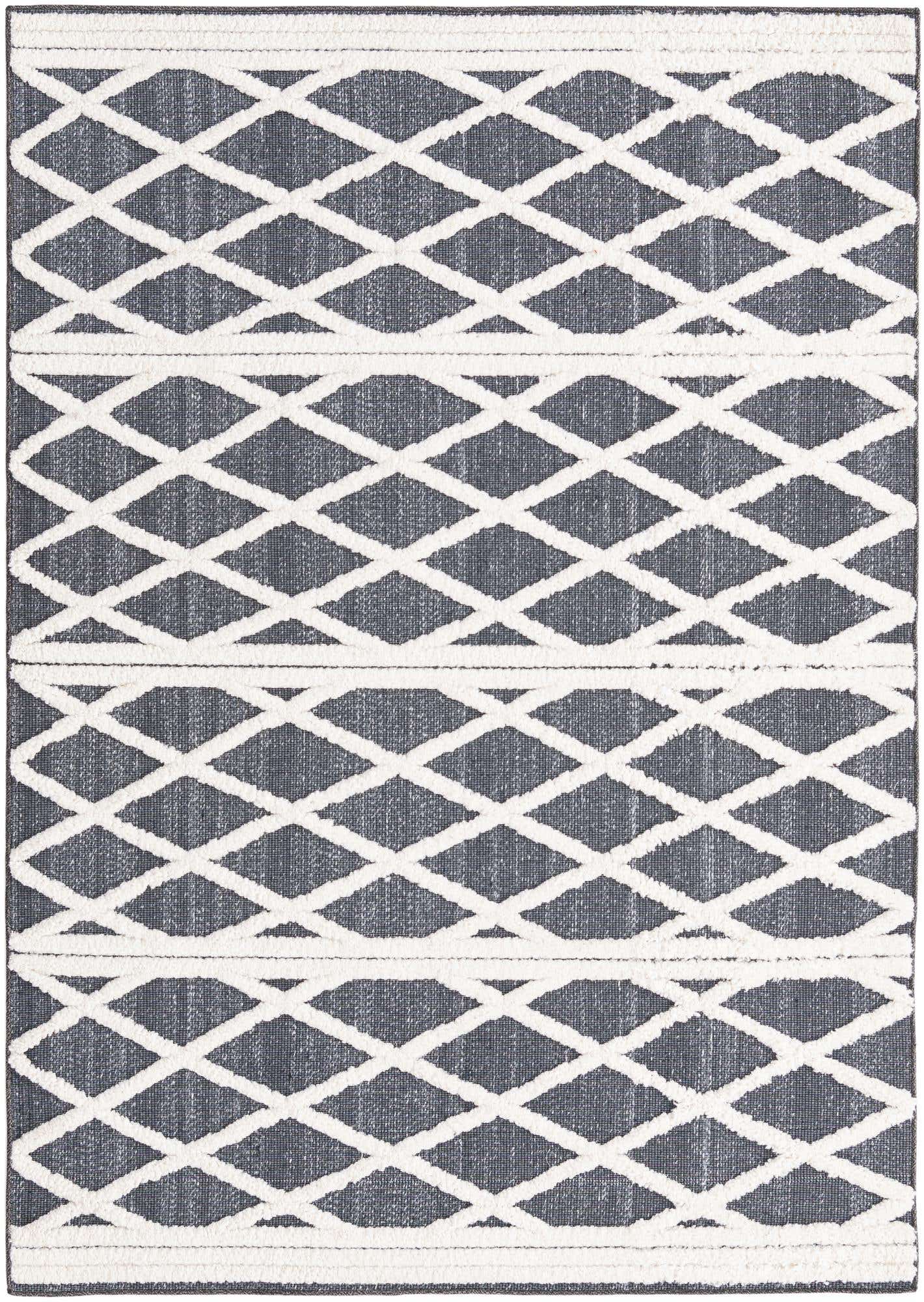 5' 3 x 7' 8 Easy-Clean Indoor / Outdoor Rug