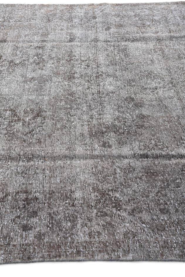 Detail image of 7' 7 x 11' 10 Hand Knotted Ultra Vintage Persian Wool Rug