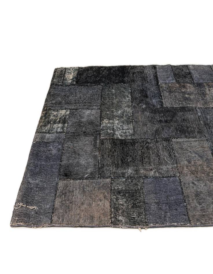 Detail image of 4' 10 x 6' 6  Hand Knotted Ultra Vintage Persian Wool Rug