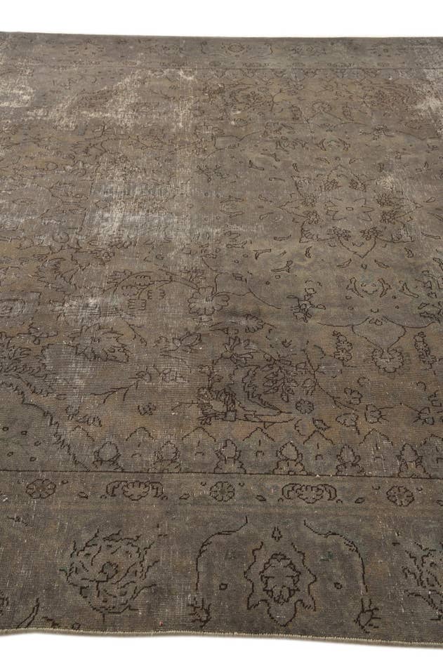 Detail image of 9' x 12' 9 Hand Knotted Ultra Vintage Persian Wool Rug