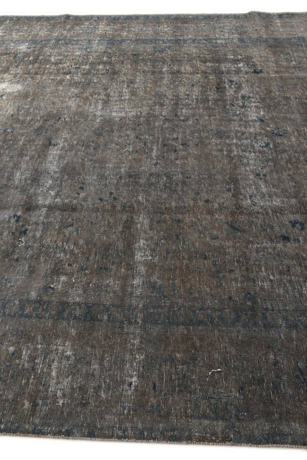 Detail image of 9' 4 x 12' Hand Knotted Ultra Vintage Persian Wool Rug