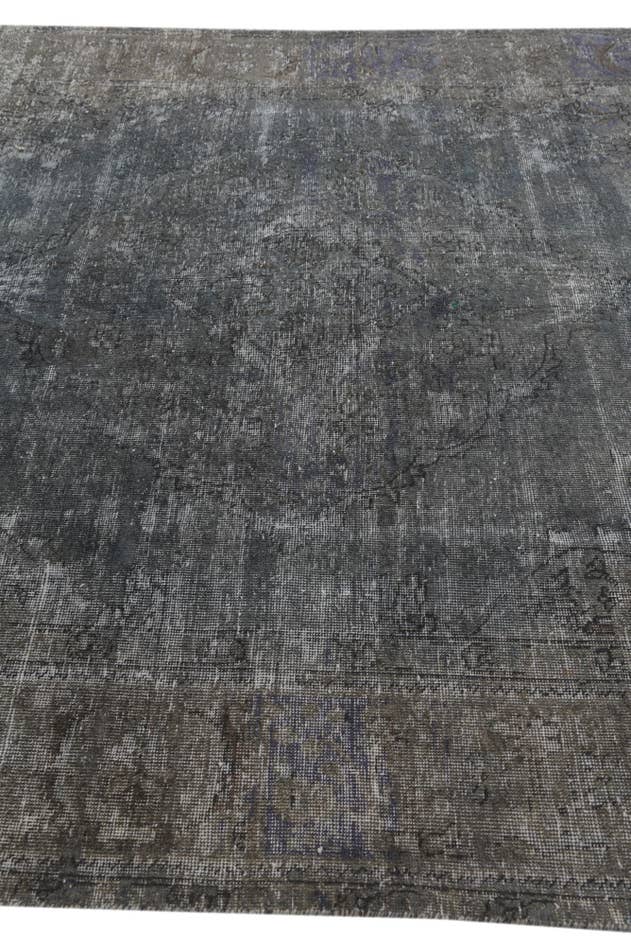 Detail image of 6' 5 x 9' 6 Hand Knotted Ultra Vintage Persian Wool Rug