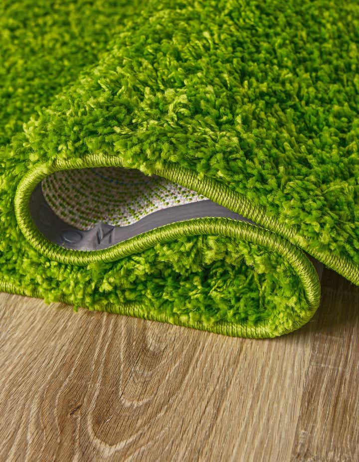 7' 10 x 10' Solid Shag Oval Rug