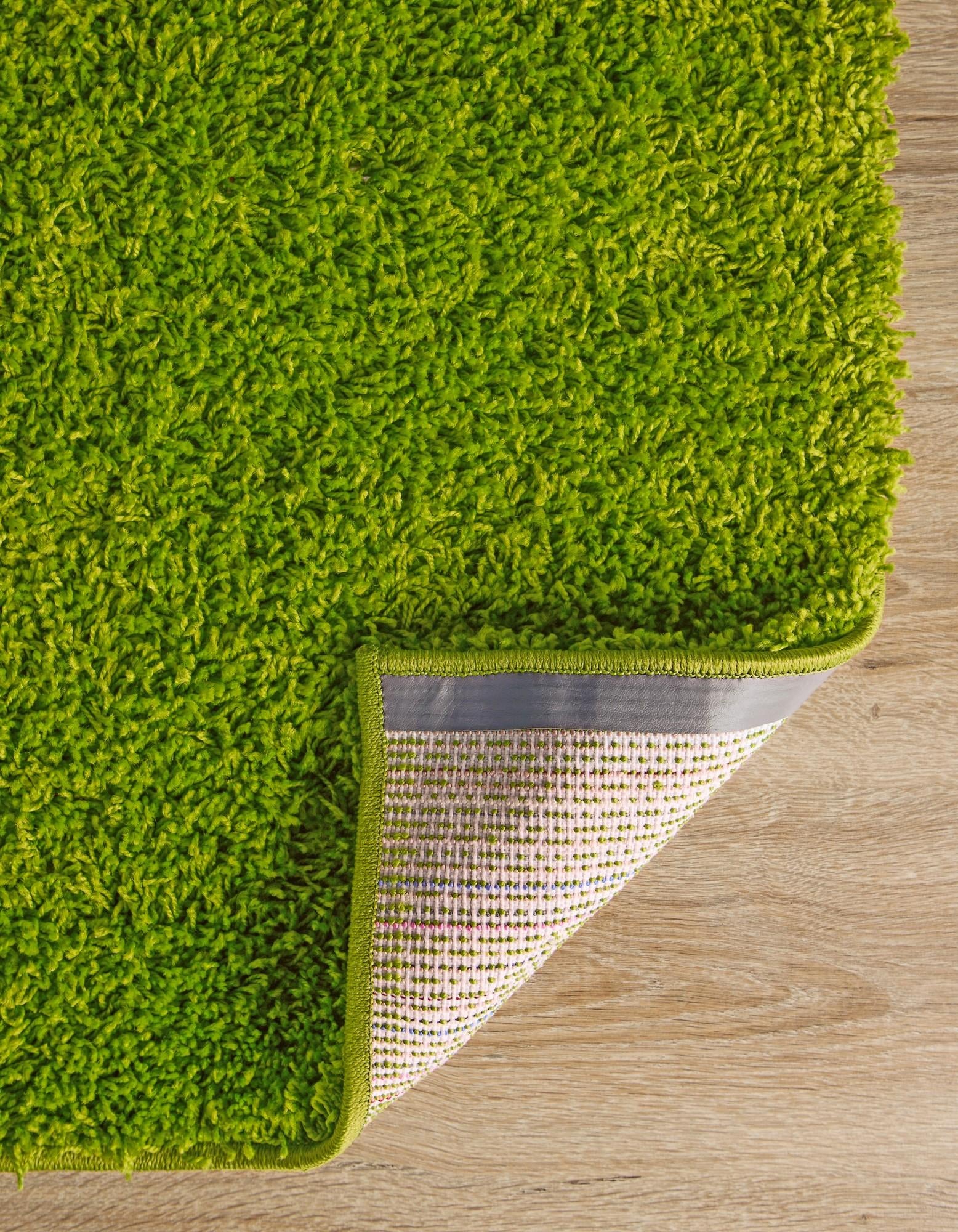 7' x 10' Solid Shag Rug