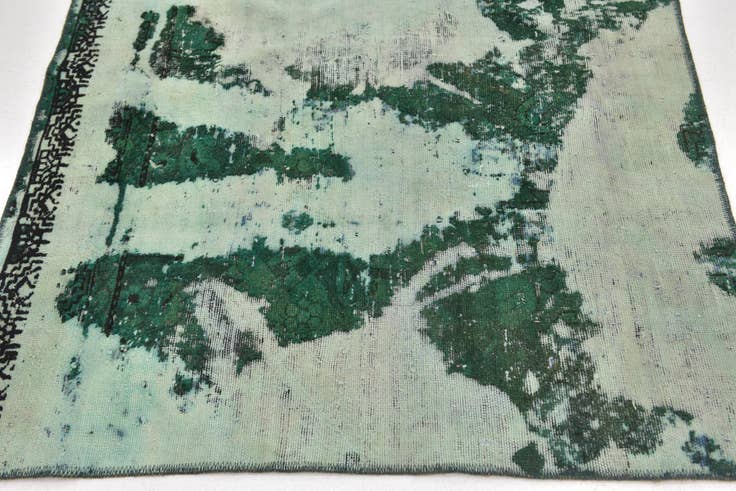Detail image of 4' x 4' 8 Hand Knotted Ultra Vintage Persian Wool Square Rug