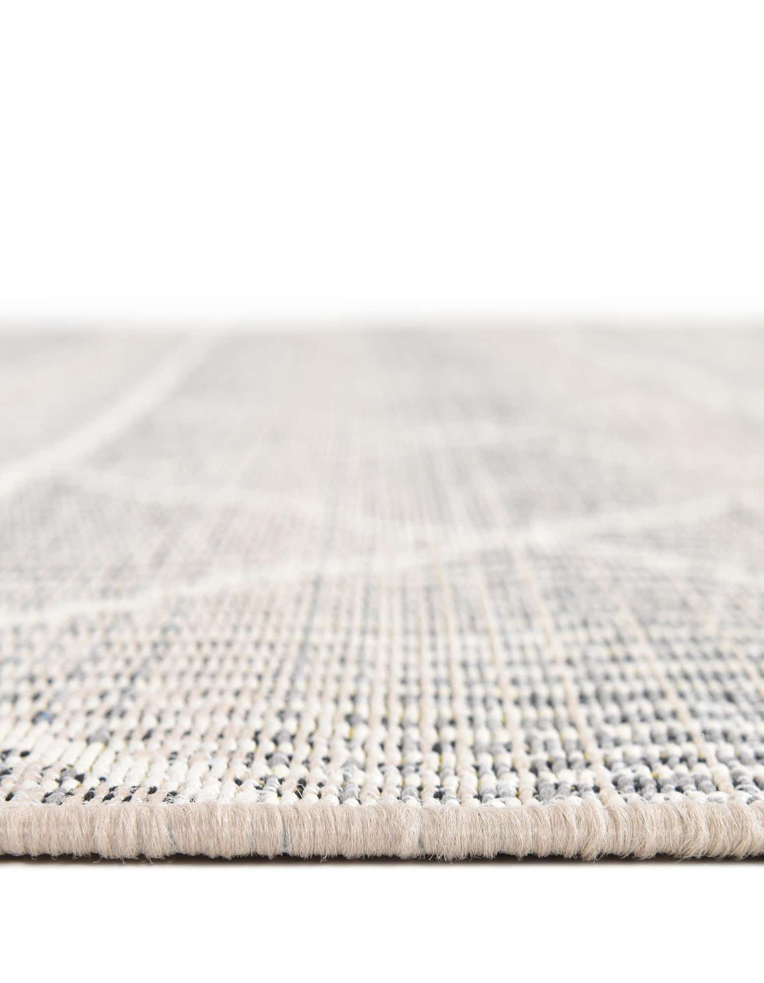 Gray 10' x 12' Outdoor Trellis Indoor / Outdoor Rug