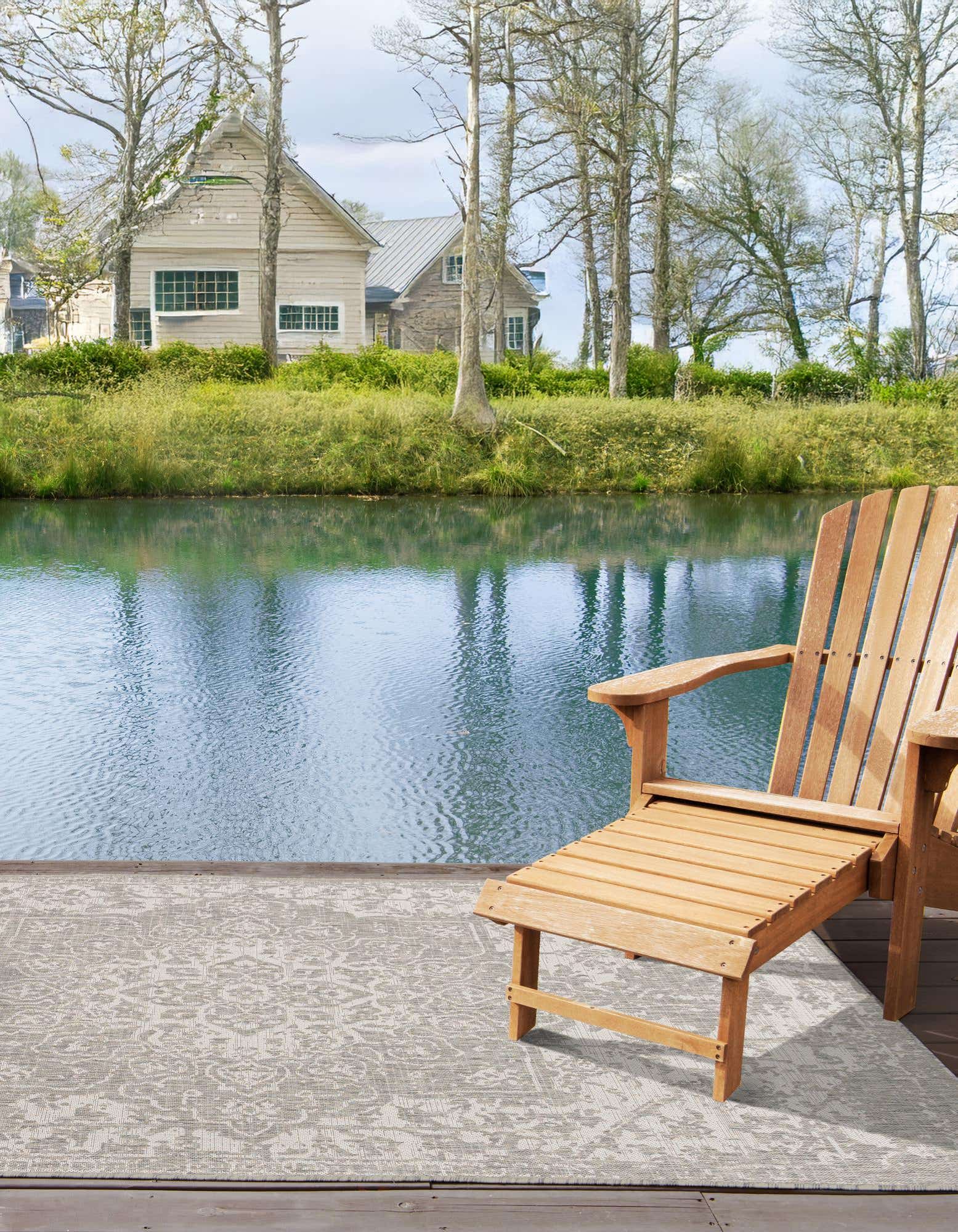 Gray 7' x 10' Jill Zarin Dubai Indoor / Outdoor Rug