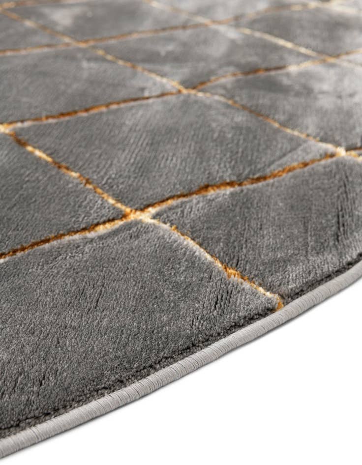 Detail image of 7' 10 x 7' 10 Vogue Geo Round Rug