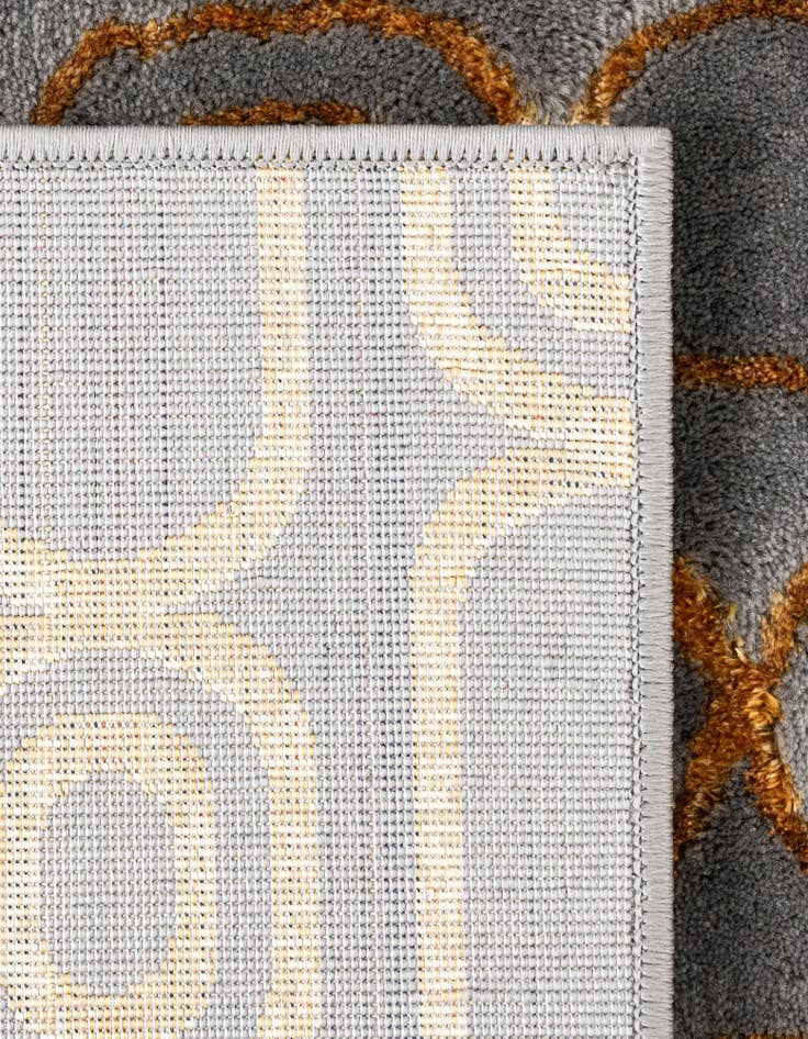 Detail image of 2' 7 x 12' Vogue Geo Runner Rug