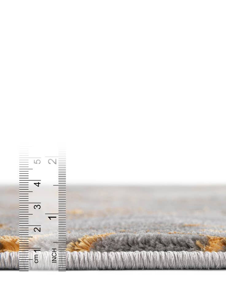 Detail image of 10' x 10' Vogue Geo Square Rug