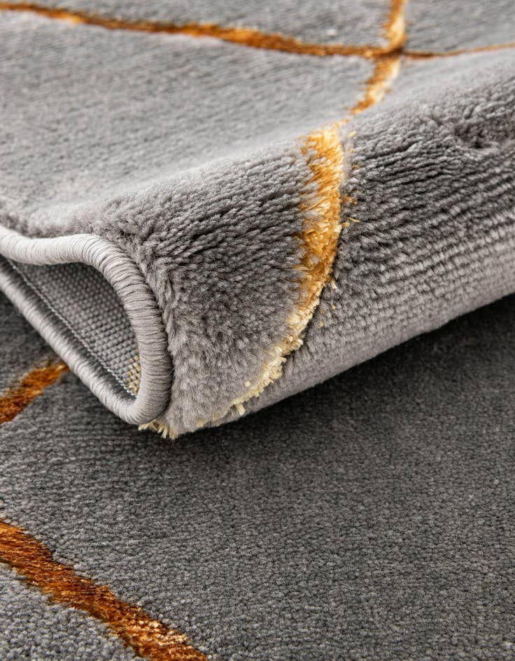Detail image of 10' x 10' Vogue Geo Square Rug